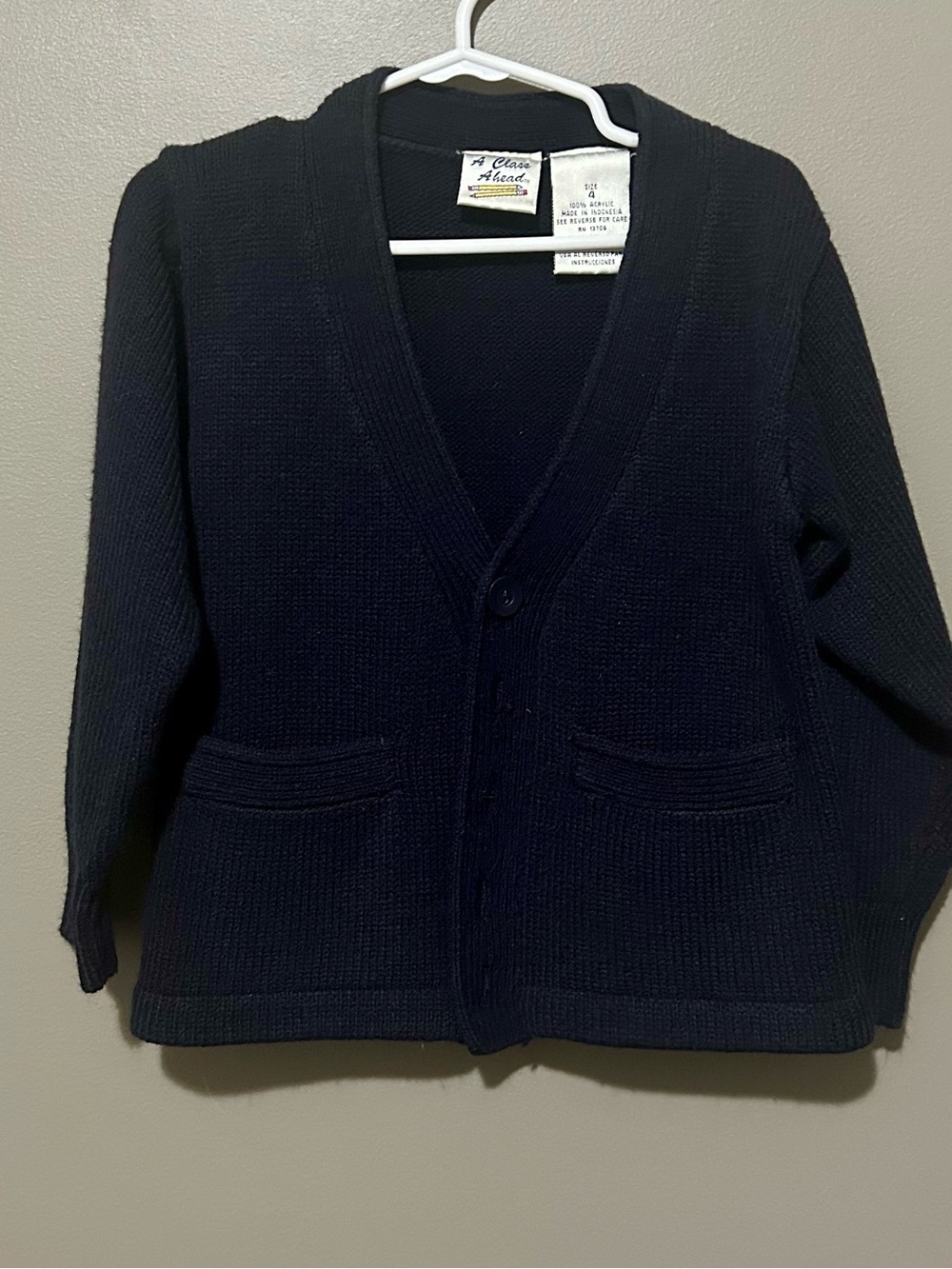 VINTAGE Navy V‑Neck Knit Cardigan with Pockets